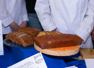 «День Хлеба и Соли» провели в Саратове